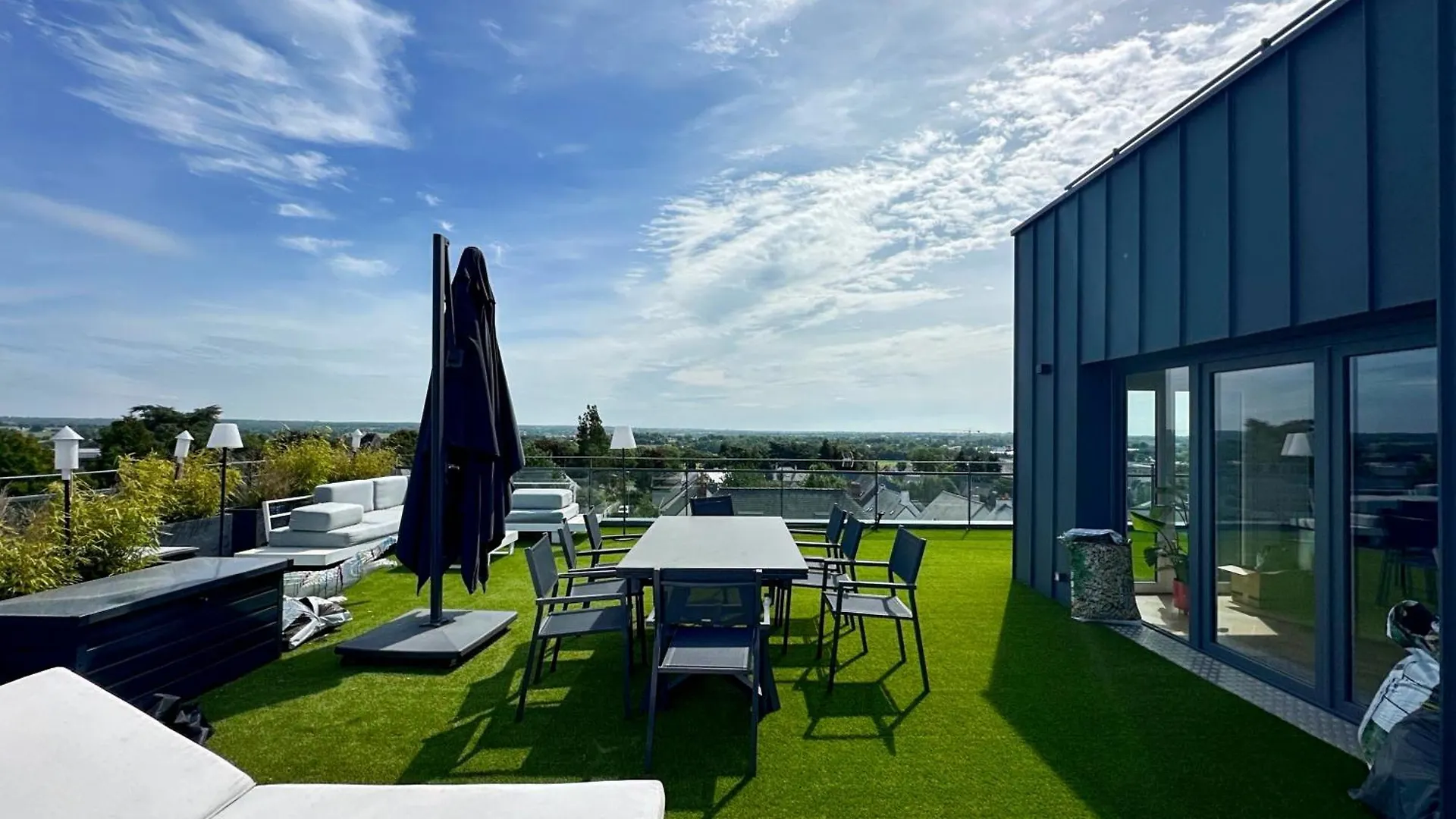 Luxurious Rooftop - 10Mins From Rennes Noyal-sur-Vilaine